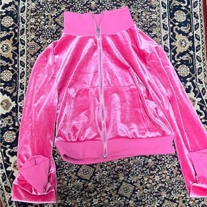M Amazon pink crop Hoodie